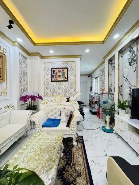 Bán nhà mặt tiền đường Bàu Cát, phường 11, Tân Bình, TpHCM.
