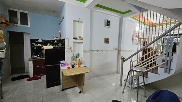 BÁN NHÀ Q4 – HẺM 1 SẸC – CÁCH MT 20m
