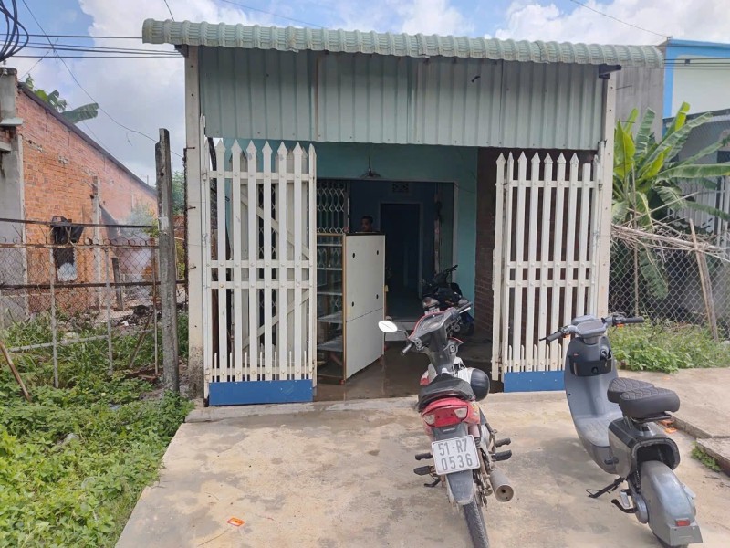 Bán Nhà riêng 87m2 có sẵn 87 m2 thổ cư giá 750triệu tại Đường Huỳnh Thị Hương Thị trấn Trảng Bàng Huyện Trảng Bàng Tây Ninh