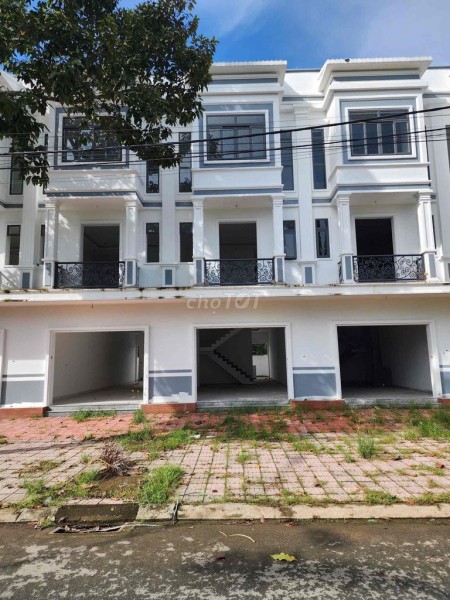 bán nhà theo hiện trạng