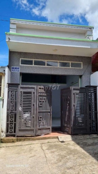 bán nhà trung tâm Pleiku 2 tỷ Gia Lai mới