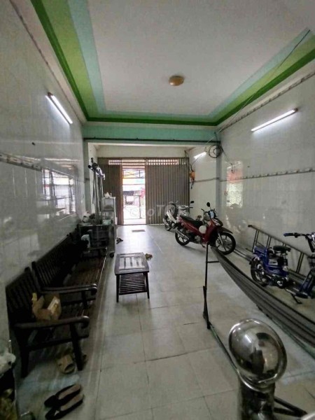 Bán nhà và đất 2 mặt tiền