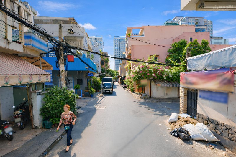 Bàu Cát P13 TB - HXH đỗ cửa, 3.65tỷ, ngộp bank giảm 500tr, 40.2m² nở hậu, không QH, sổ sẵn cc ngay