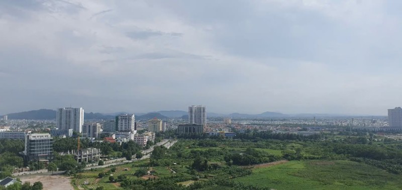 Cần bán căn góc chung cư AT-Home (2pn, 2vs) , tầng cao, sở hữu view cực đẹp, thoáng đãng: