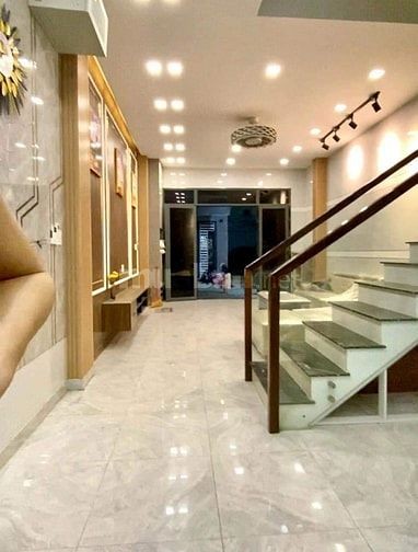 Cần tiền bán gấp nhà Nguyễn Văn Trỗi. Phường 2.Phú Nhuận. Giá 3 tỷ 190 - 3,19 tỷ
