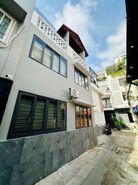 CHDV NGUYỄN VĂN ĐẬU, 80M2 X 3T BTCT, HẺM XE HƠI TỚI CỬA, HT PCCC SẴNG