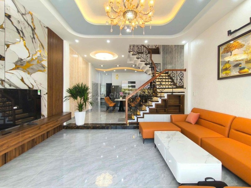 Chính chủ cần bán nhà 3 tầng MT Nguyễn Nhược Pháp