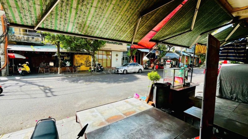 CHÍNHCHỦ BÁN NHÀ MẶTTIỀN Đường Trần Cao Vân, phườngQuy Nhơn 5,1tỷ