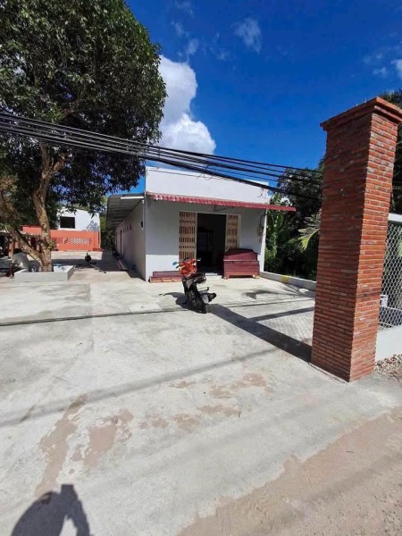 🏡🔥 CHO THUÊ NHÀ MỚI – SÂN ĐẬU ĐƯỢC 8 Ô TÔ 🔥🏡 ✨ Nhà sạch đẹp, thoáng mát – khu vực an ninh, yên tĩnh!
