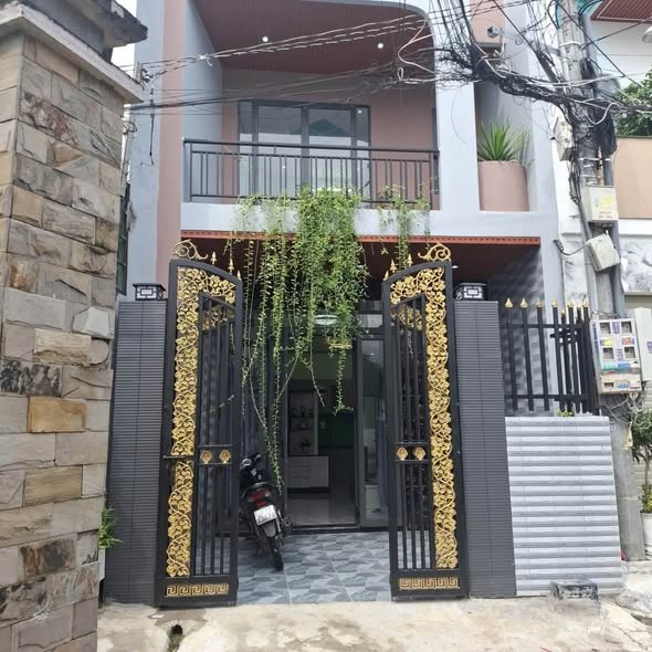 Chủ gửi bán nhà trệt lầu phường Biên Hòa (Bửu Hòa cũ )cánh đường Nguyễn Tri Phương 100m