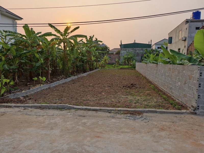 CHỦ VỠ CẦN BÁN GẤP LÔ ĐẤT CHÂU NINH 100M2  NHỈNH 1 TỶ