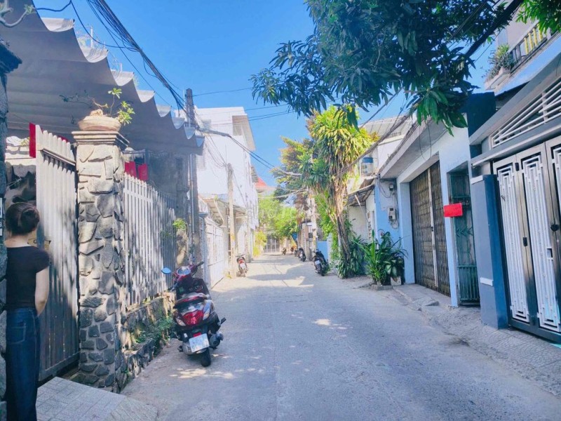 Cực khủng nhà 2 tầng quỹ đất 159M² ngang 6m kiệt 2 ôtô Tôn Đức Thắng