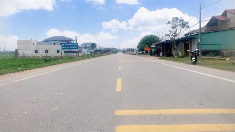 Đất mặt đường tỉnh lộ 17, Thôn Tân Lộc, Nam Điền cũ, xã Thạch Xuân, tỉnh Hà Tĩnh