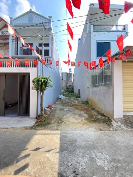 E cần bán mảnh đất trung tâm cho người dùng
