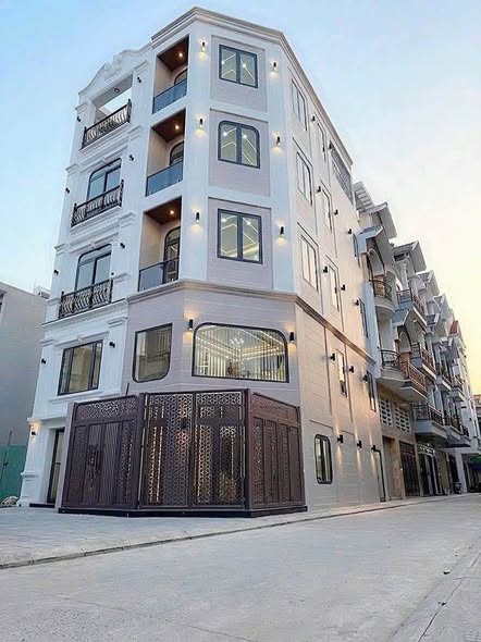 Giá: 7 tỷ 4 TL 🔥🔥Siêu phẩm nhà mới xây Góc 2 mặt tiền đường Mã Lò quận Bình Tân
