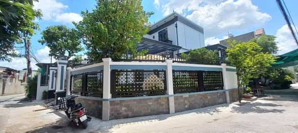 BIỆT THỰ SÂN VƯỜN | LÊ THỊ HÀ HÓC MÔN