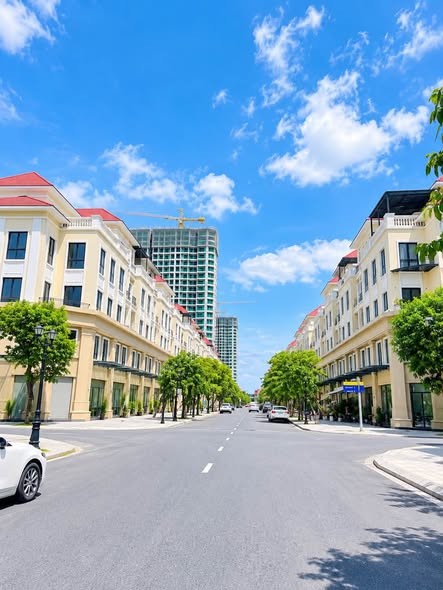 Bán căn san hô 102m2 trục đường kinh doanh 20m. Ocean park 2.