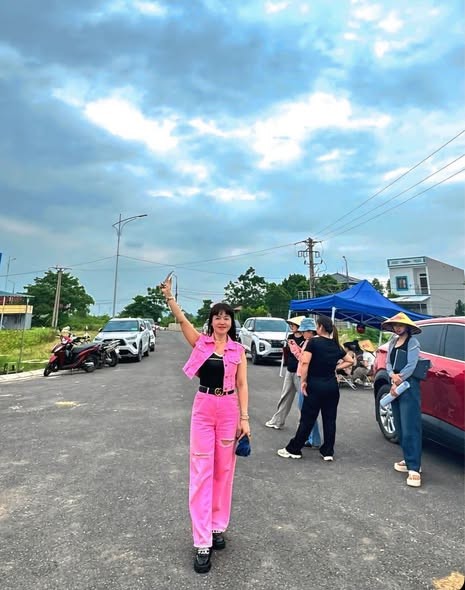 ❤️❤️❤️ Đấu giá Như Thiết - Hồng Thái Việt Yên ngày 13/9 View khuôn viên và view Hồ thóang,dân ấm kinh doanh dc luôn💸🍀Hạ tầng đẹp 60 ngày mới phải vào tiền.mời NĐT🤝 - Ảnh 3