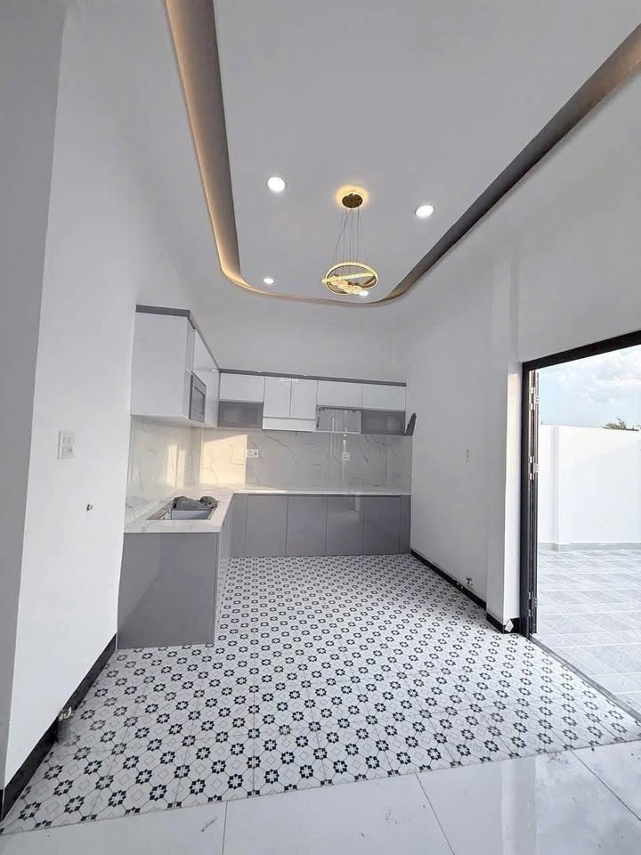 NHÀ MỚI SÂN ĐẬU XE HƠI NỘI THẤT ĐẦY ĐỦ TẠI PHONG NẴM BÌNH THUẬN - Ảnh 3