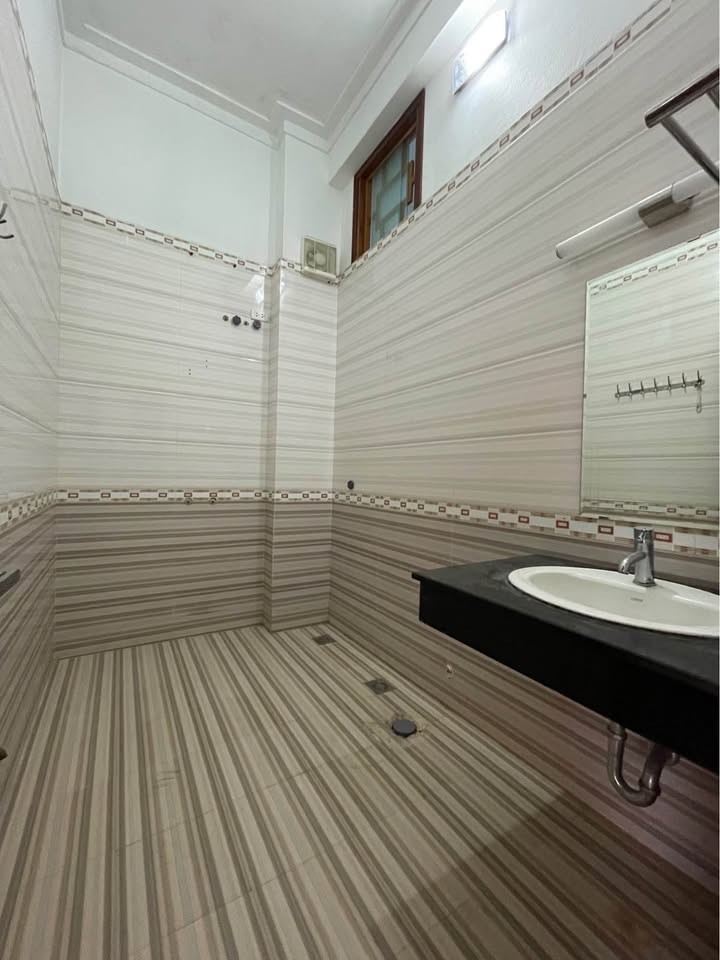 BÁN NHÀ 3,5 TẦNG GÁC LỆCH KĐT BÌNH MINH – TP THANH HÓA - Ảnh 4