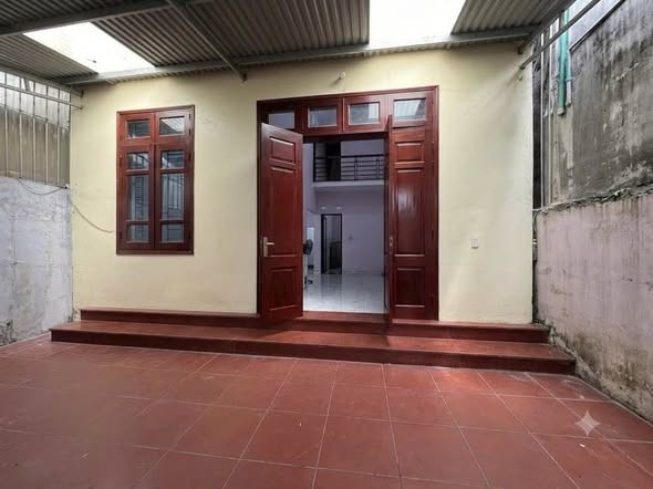 ♻️♻️ BÁN NHÀ CẤP 4 GÁC LỬNG – NGÕ 582 BÀ TRIỆU (GẦN CHỢ ĐÔNG KINH) - Ảnh 3