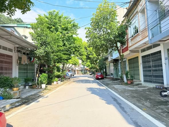 💥💥💥 Nhà c4 ngay chợ Duyên Hải, Dt 84,2m2, 2,8xx tỷ - Ảnh 1