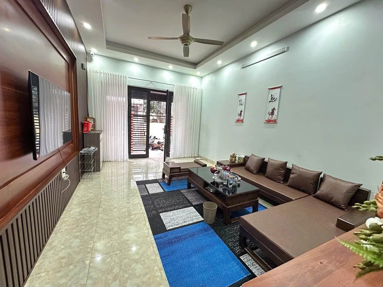 Nhà 3 tầng gần sở điện trung tâm cột5 đối diện bigc go - Ảnh 1