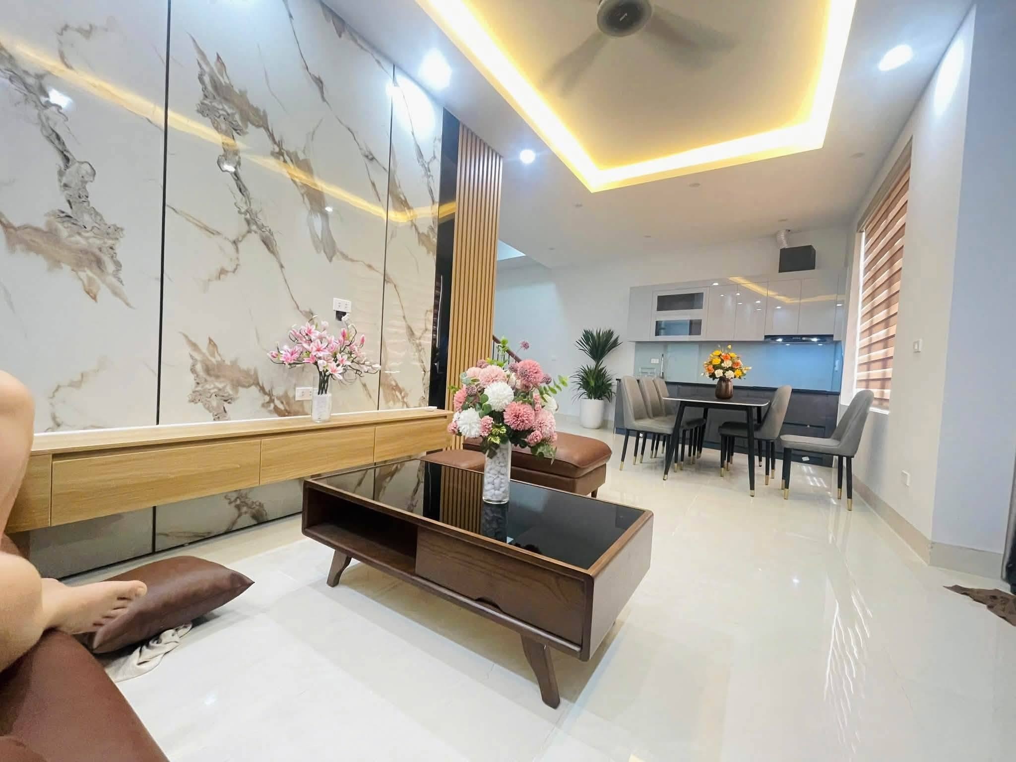 BÁN NHÀ 2 TẦNG MỚI  FULL NỘI THẤT–MINH PHƯƠNG