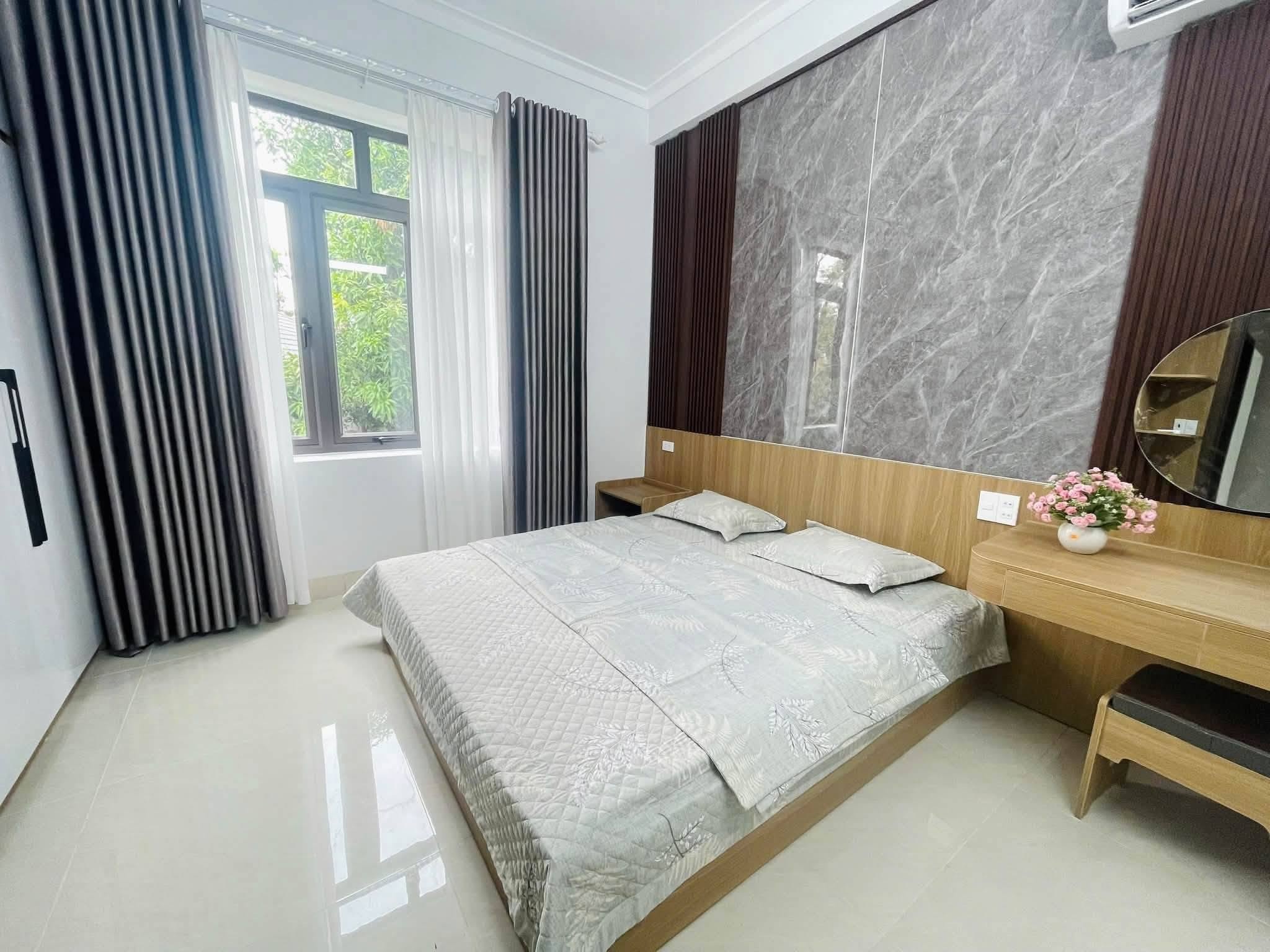 BÁN NHÀ 2 TẦNG MỚI  FULL NỘI THẤT–MINH PHƯƠNG