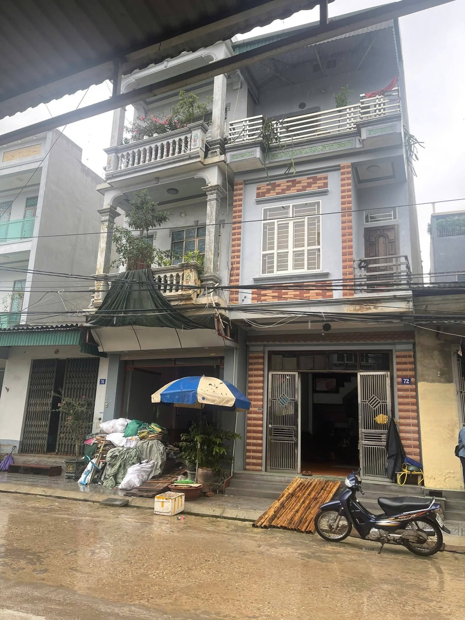 BÁN ĐẤT TẶNG NHÀ 3 TẦNG TRỤC CHÍNH ĐỒI LÂM THẮNG- NÔNG TRANG