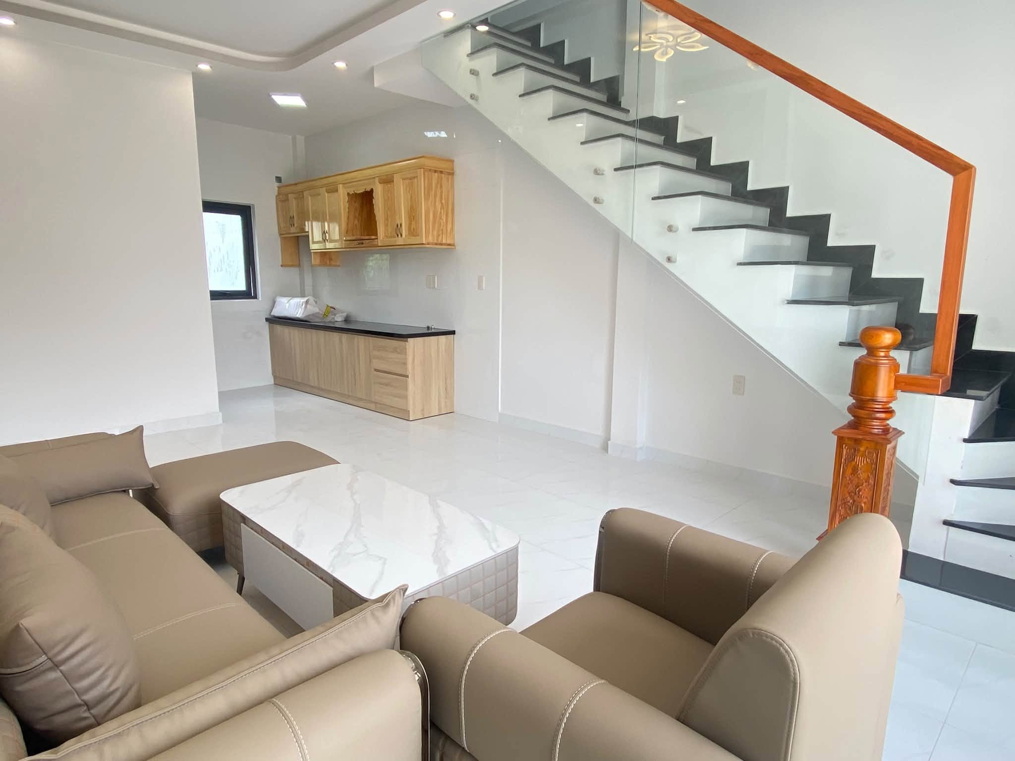 Nhà mới xây đường Trạng Trình P. Lâm Viên Đà Lạt P9 cũ - Ảnh 2