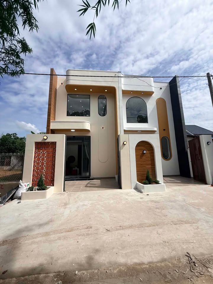 Bán căn nhà gác lửng mới hoàn thiện  trục chính của hẻm 20 Phạm Hùng vô thông qua đường Tôn Đức Thắng, - Ảnh 1