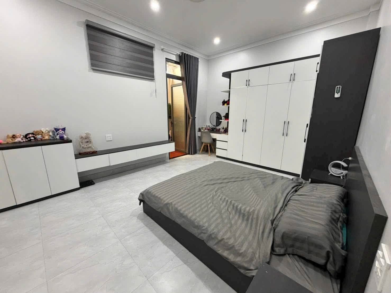 NHÀ ĐẸP TRUNG TÂM BẢO LỘC - 2 mặt tiền