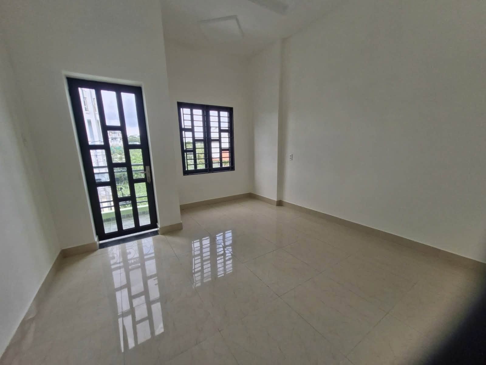 🏡 NHÀ 3 TẦNG – TRƯỜNG LƯU, Q9