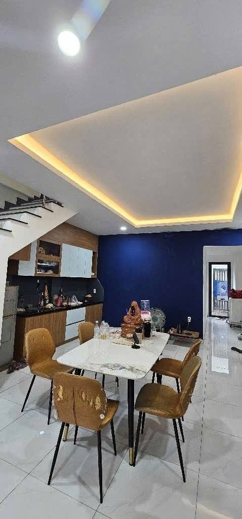 MẶT TIỀN KINH DOANH 2 TẦNG 5X30M - MẶT TIỀN ĐƯỜNG TÂN SƠN - ĐƯỜNG RỘNG 36M CÓ LỀ - ĐỐI DIỆN SÂN GOLF - GẦN SÂN BAY - PHƯỜNG 12 GÒ VẤP. - Ảnh 4