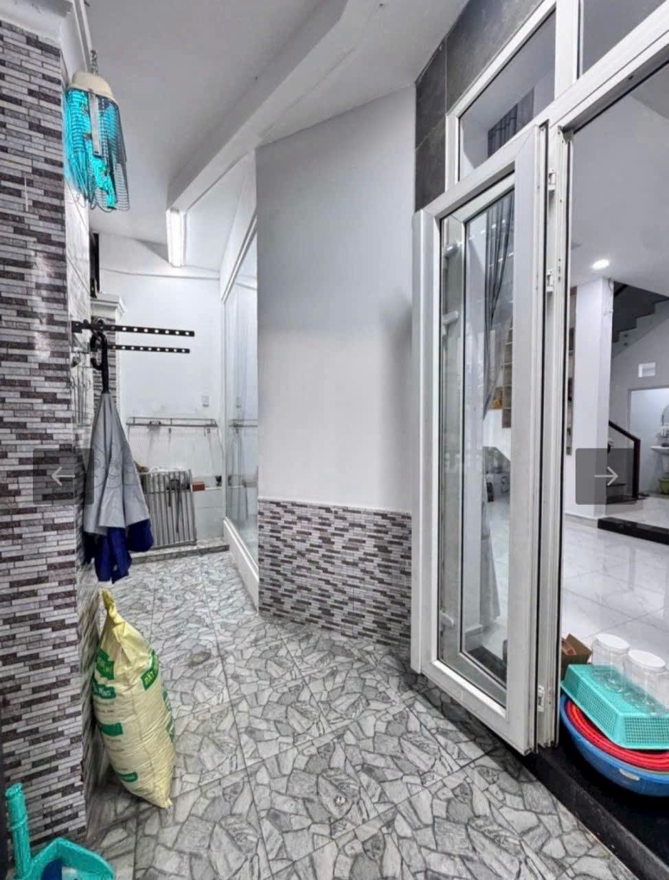 💎💎 NHÀ ĐẸP - HXH - CHO THUÊ 15 TRIỆU - 3 TẦNG SÂN THƯỢNG - 56M² - 4 PN -  - NGANG 6.3M 💎💎 - Ảnh 1