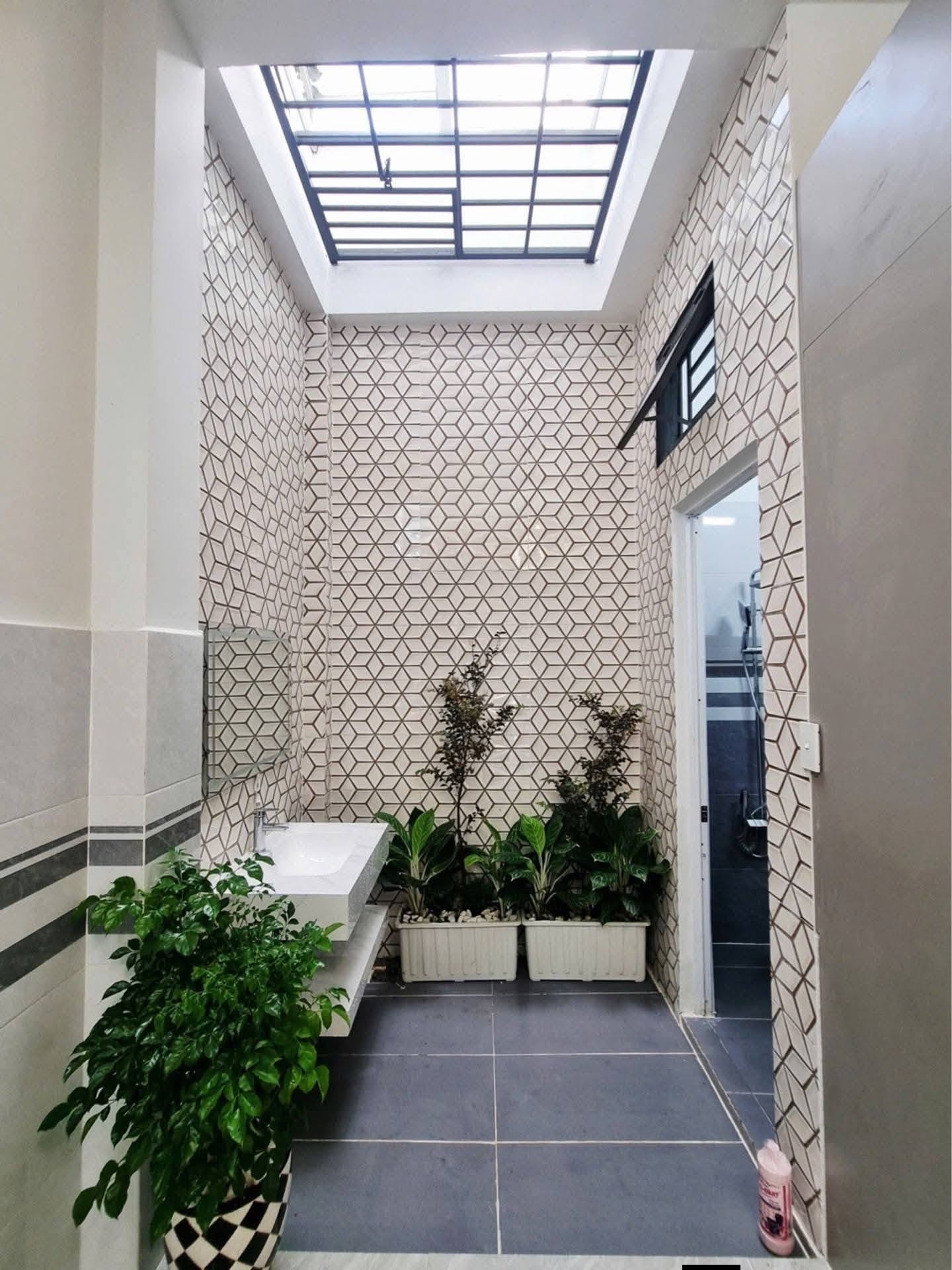 NHÀ ĐẸP - HẺM XE HƠI VÀO NHÀ HUỲNH THỊ HAI - 4x20m - 4 TẦNG - GIÁ 6.1 TỶ🌹 - Ảnh 3