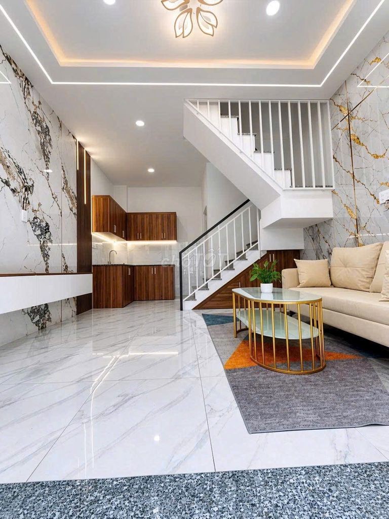 Bán nhà mới xây ngay bến xe buýt Thới An, Lê Văn Khương, giá 1tỷ030 tr - Ảnh 2