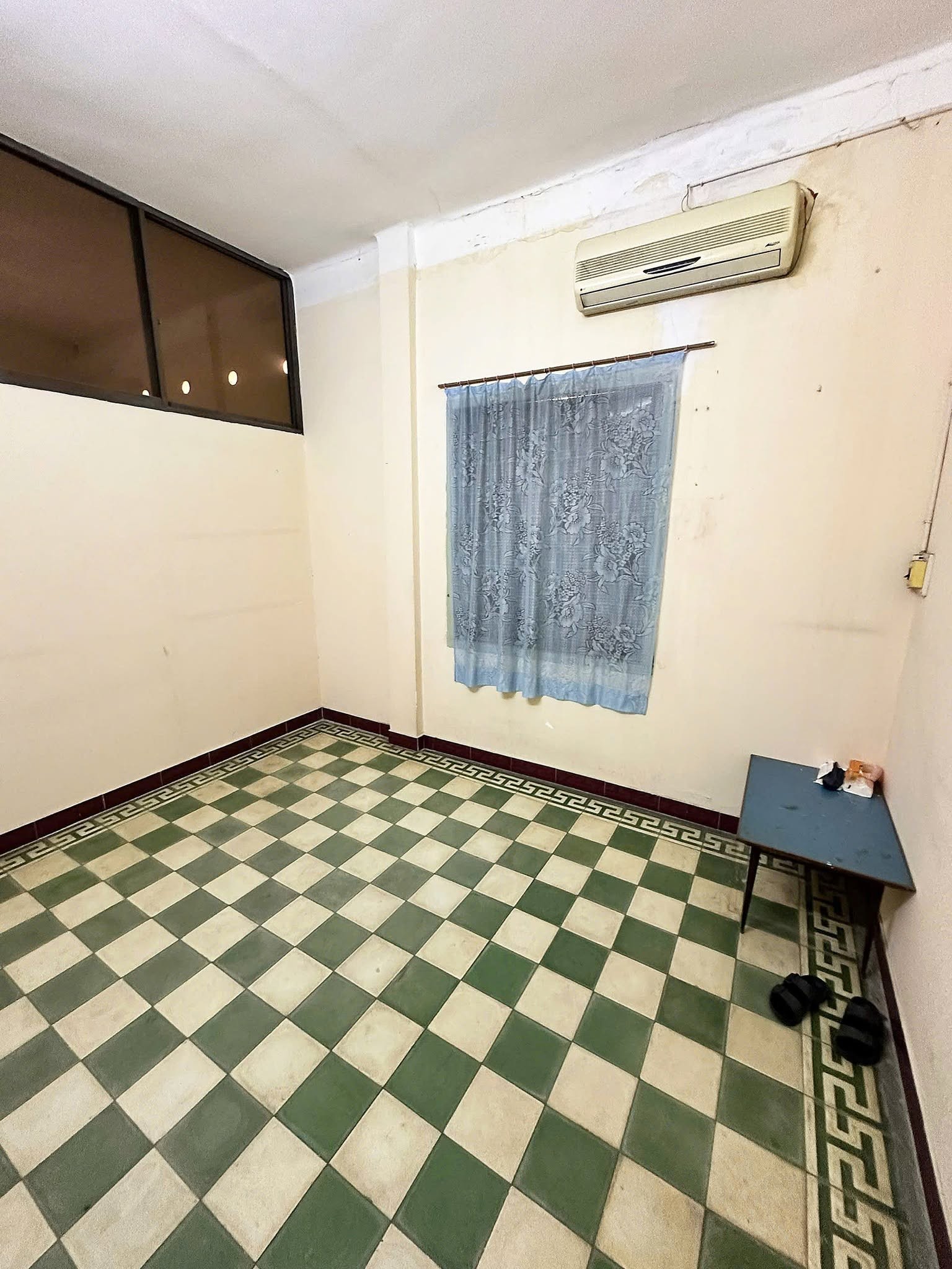 Bán nhà cỗ ở hẻm 24 hoàng hoa thám - Ảnh 6