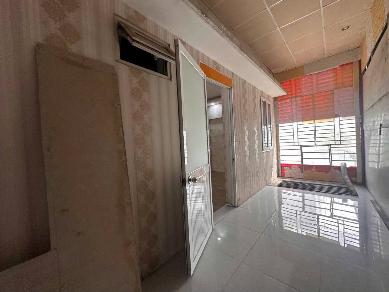 🏡 BÁN NHÀ KDC TRỊNH QUANG NGHỊ P.BÌNH ĐÔNG Q8 📍 6M x 18M (6PN - 5WC) - SỔ HỒNG HOÀN CÔNG ĐỦ 💵 9 TỶ 2 TL - Ảnh 6