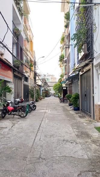 🚗 BÁN NHÀ Ô TÔ ĐỖ CỬA P12 TÂN BÌNH - 45M² (2 TẦNG 2PN) - KHÔNG DÍNH TOD - GIÁ 5.6 TỶ TL 🚗 - Ảnh 1