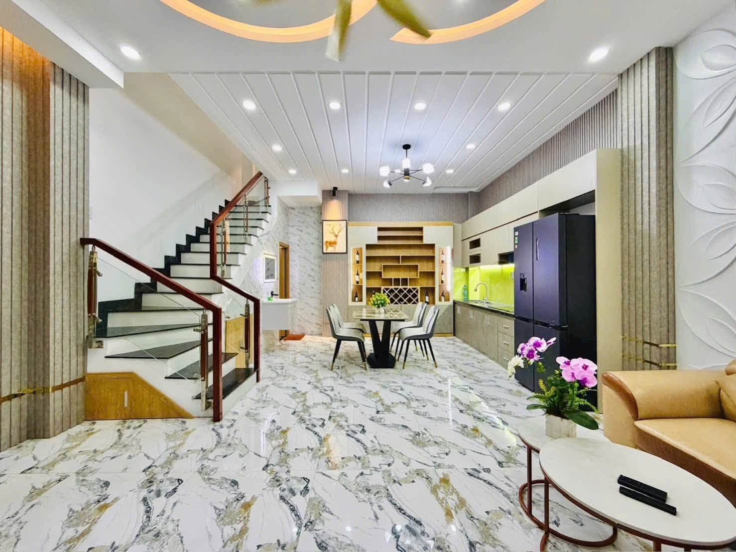 🔥 BÁN NHÀ GIÁ TỐT ĐƯỜNG SỐ 3 P9 GÒ VẤP - SỔ KHUÔN ĐẤT ĐẸP (5.5x7.5M) - 4 TẦNG (3PN MASTER-4WC) - HXH ĐỖ CỬA - GIÁ 6.XXX TỶ TL 🔥 - Ảnh 1