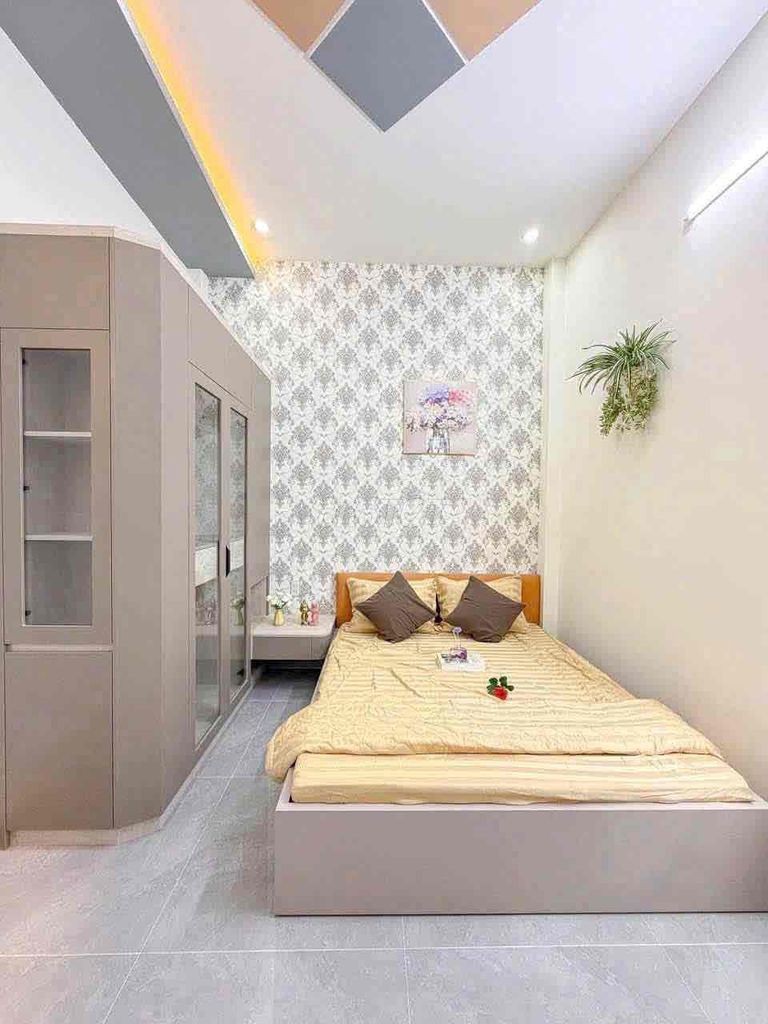 NHÀ TRỆT LẦU MỚI ĐẸP HẺM 146 HOÀNG QUỐC VIỆT - Ảnh 3