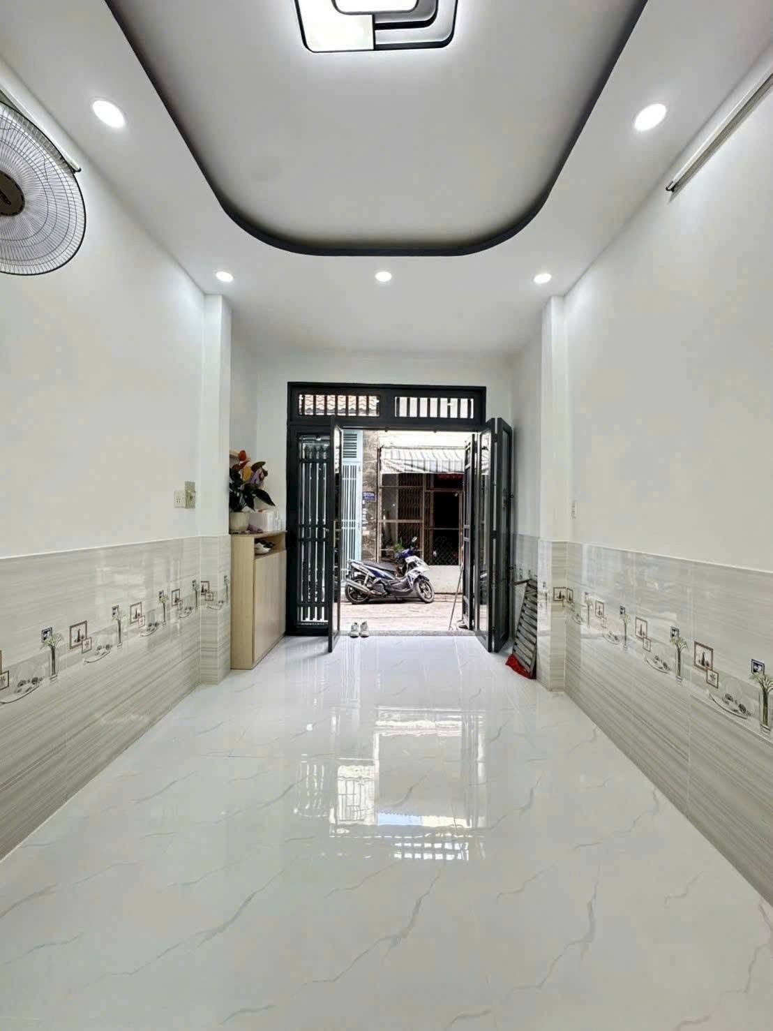 🏡 NHÀ ĐẸP ĐƯỜNG SỐ 10 – BÌNH HƯNG HÒA A -- NHÀ MỚI XÁCH VALI VÀO Ở - Ảnh 2