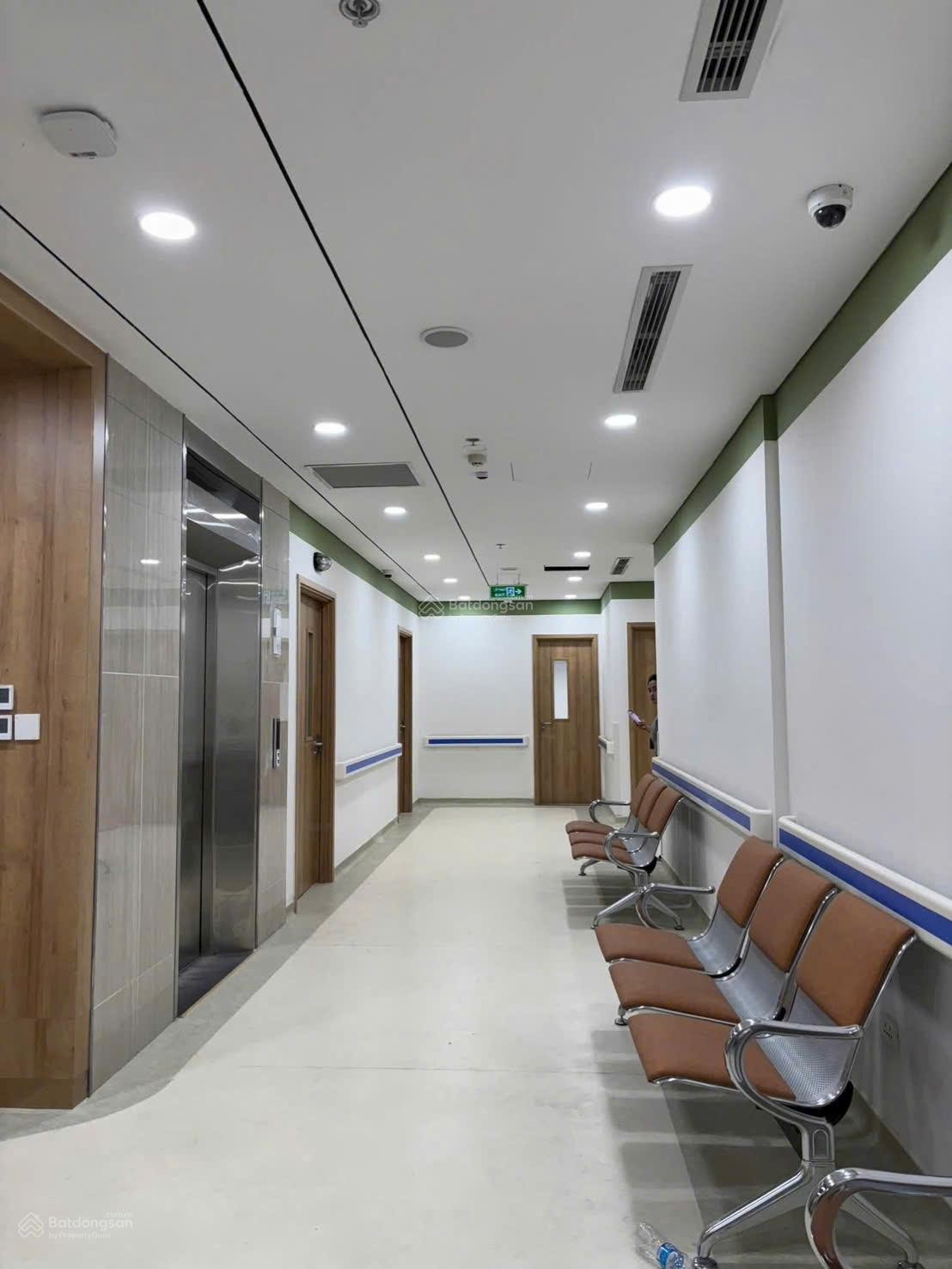 Tôi chính chủ bán căn góc 2PN+1 tầng trung view pháo hoa, Sông Mã vào ở ngay