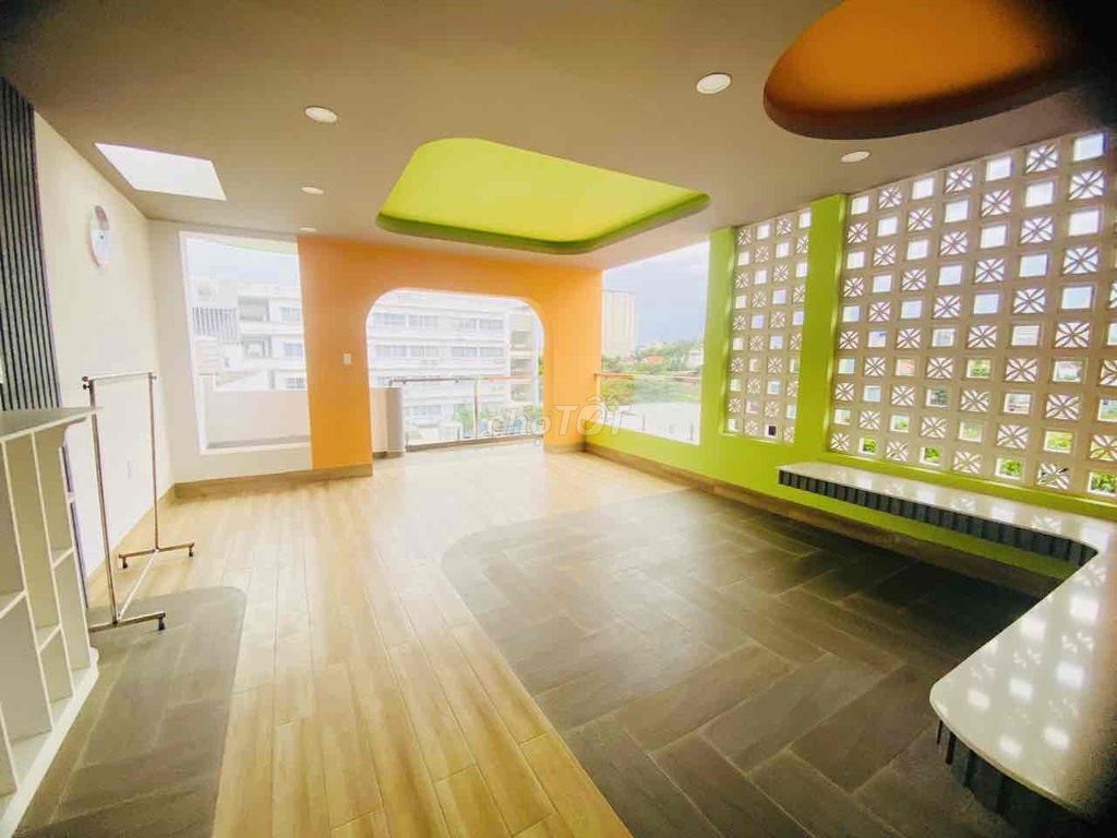 Nhà 4 Tầng Gần Biển Thuỳ Vân