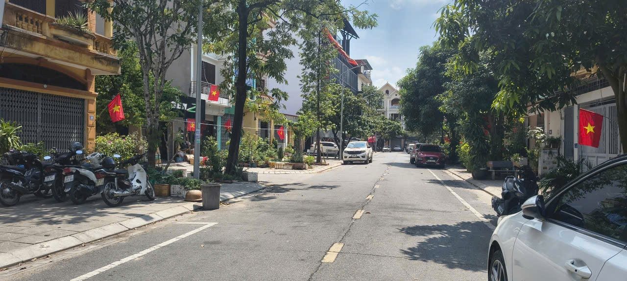 Bán Nhà riêng 76m2, Phường Kinh Bắc, Thành phố Bắc Ninh Vỉa hè rộng 8m Giá Thương Lượng - Ảnh 2