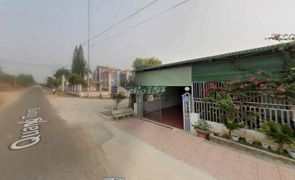 Bán nhà 2 mặt tiền đường Quang Trung, Đắk Hà, 900m², 3 phòng ngủ