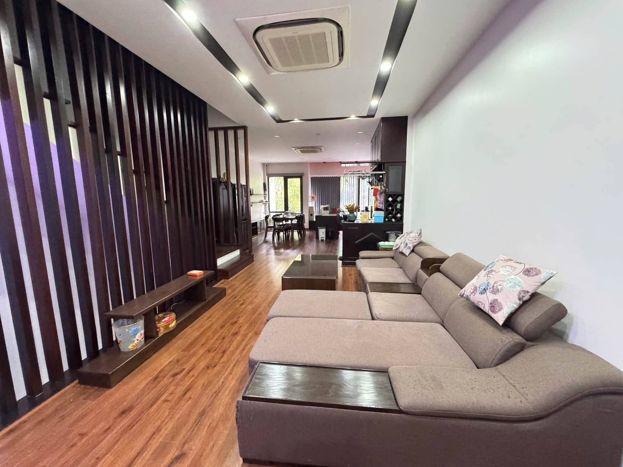 💥Nhà 3,5 tầng thiết kế đẹp đường N4, Bắc Cường, 90m2, giá 5,1 tỷ - Ảnh 1