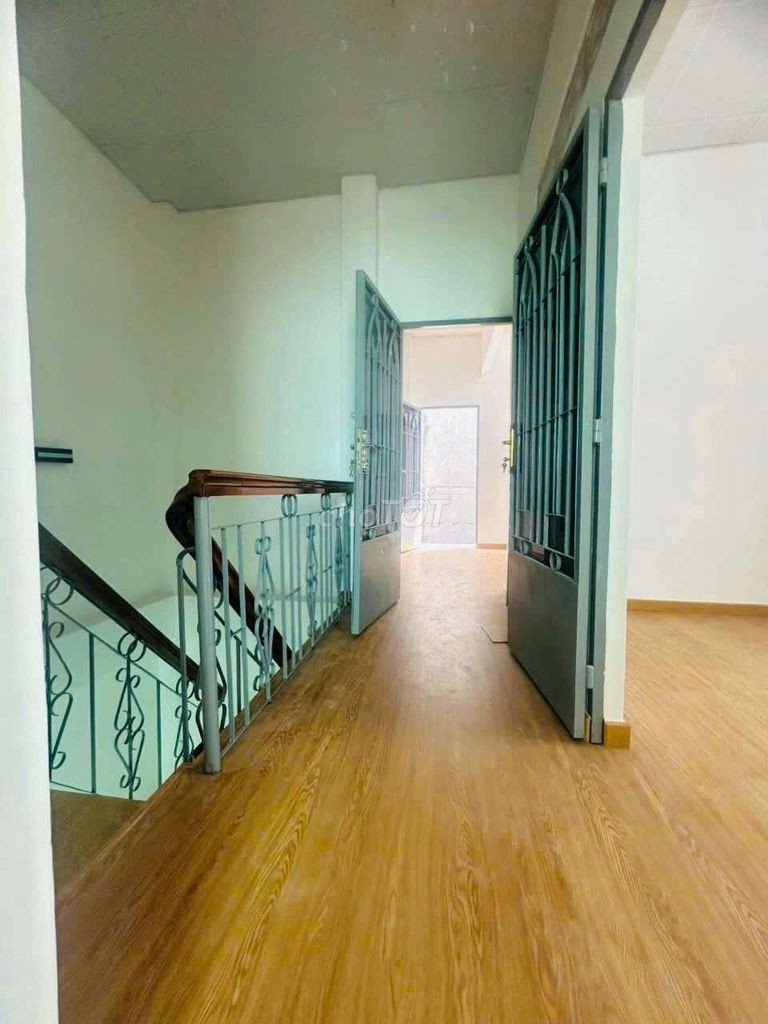 3,95 TỶ - NHÀ MỚI Ở NGAY - CHỢ THỦ ĐỨC - 50m2 - NHÀ 2 TẦNG 3 PHÒNG NGỦ
